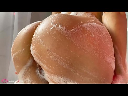 ❤️ Brunette Masturbates Pussy tare da Vibrator zuwa Tsananin inzali a cikin Shawa Jima'i ❤